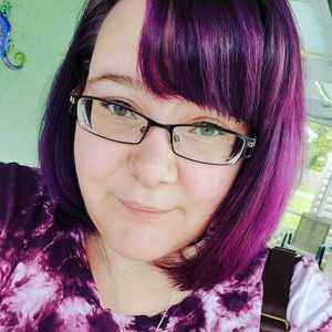 Meet your Posher, Alicia